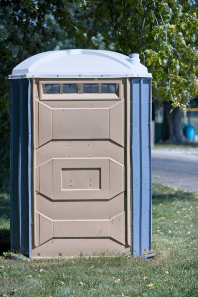Best Luxury portable toilet rental  in Summit, WA